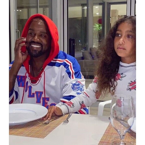 West Hartford Wolves Hockey Small Blue Lace Up Hoodie Sweatshirt Kanye Oversized - Picture 5 of 11